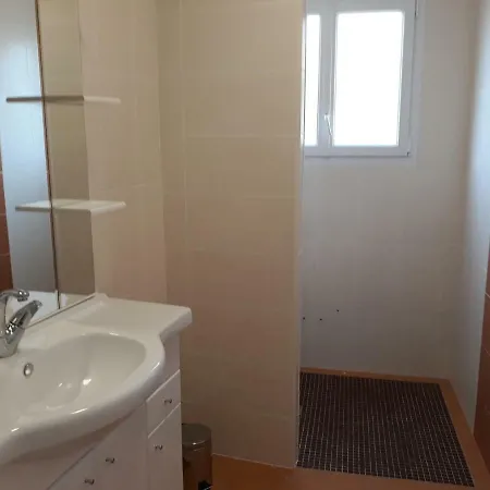 Apartament De La Fontaine Marsi *